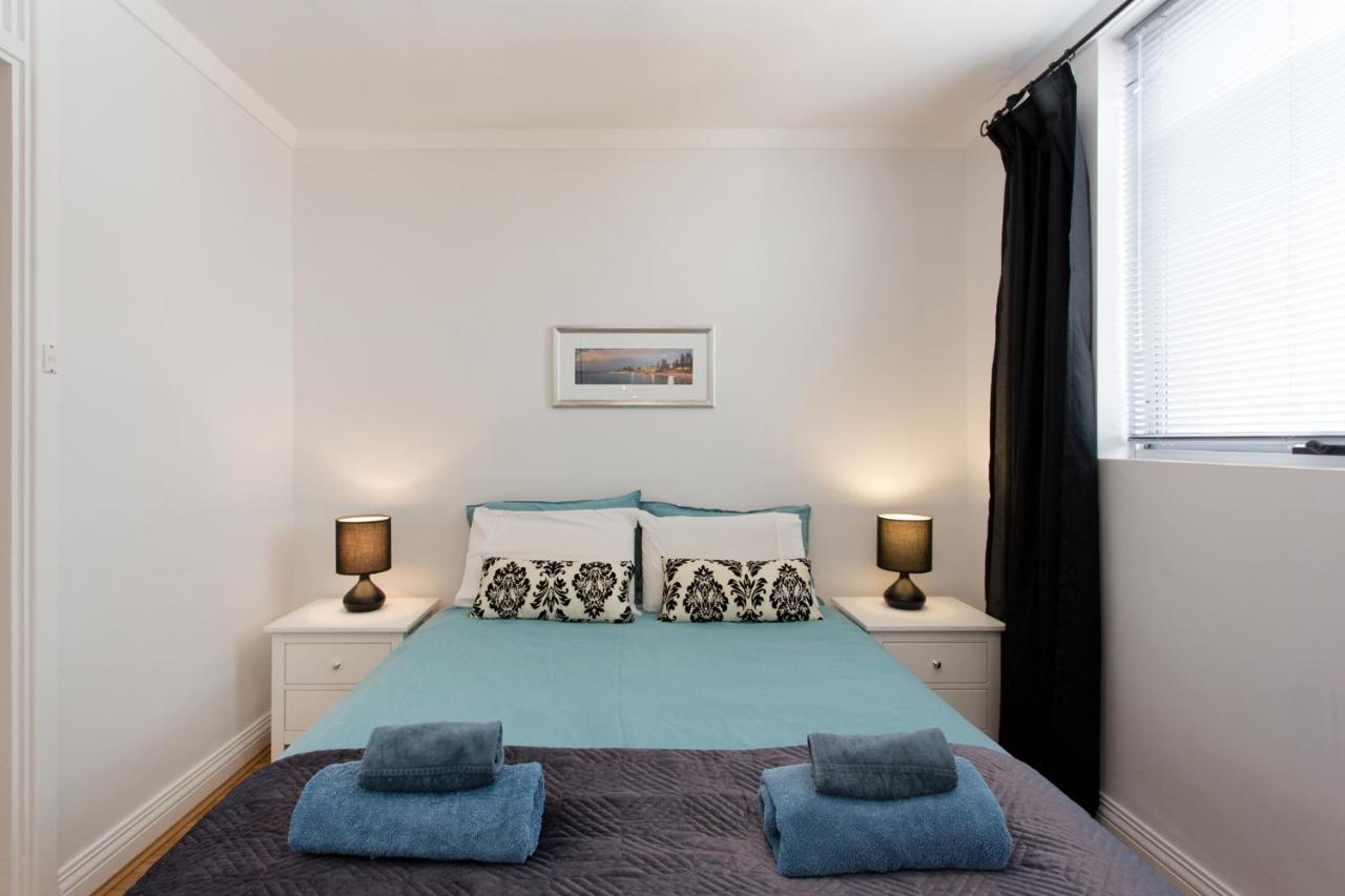 B&B Fremantle - Ocean Breeze Apartment - Bed and Breakfast Fremantle