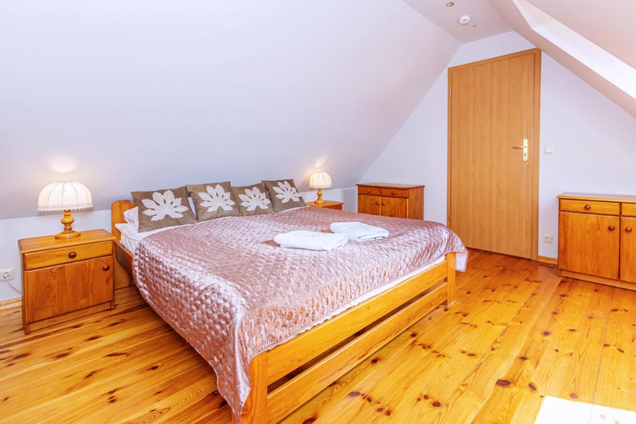 Appartamento con 2 Camere da Letto e Angolo Cottura