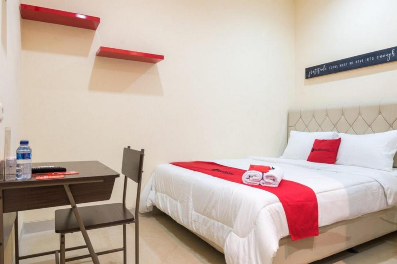 B&B Giacarta - RedDoorz At Tebet Barat 2 - Bed and Breakfast Giacarta