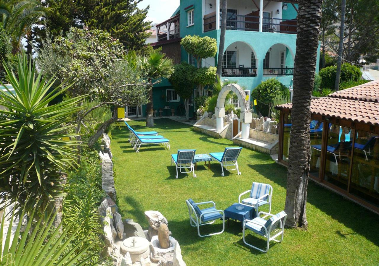 B&B Limassol - Greenfields Country Club - Bed and Breakfast Limassol