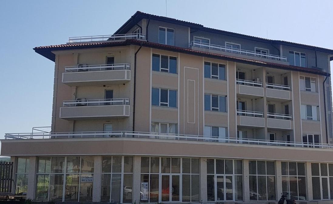 Salia Apartments Tsarevo - Chambres d’hôtes