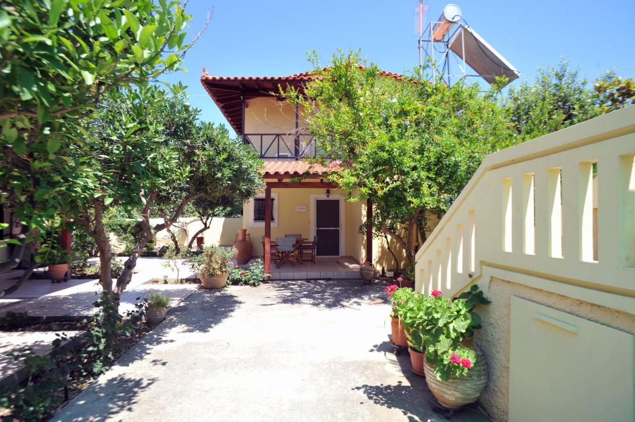 Romantic Corner Maisonette houses - Ferienwohnung Stalós