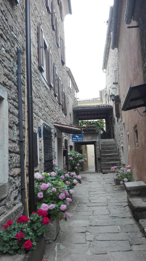 Rooms Svalina - B&B Grožnjan