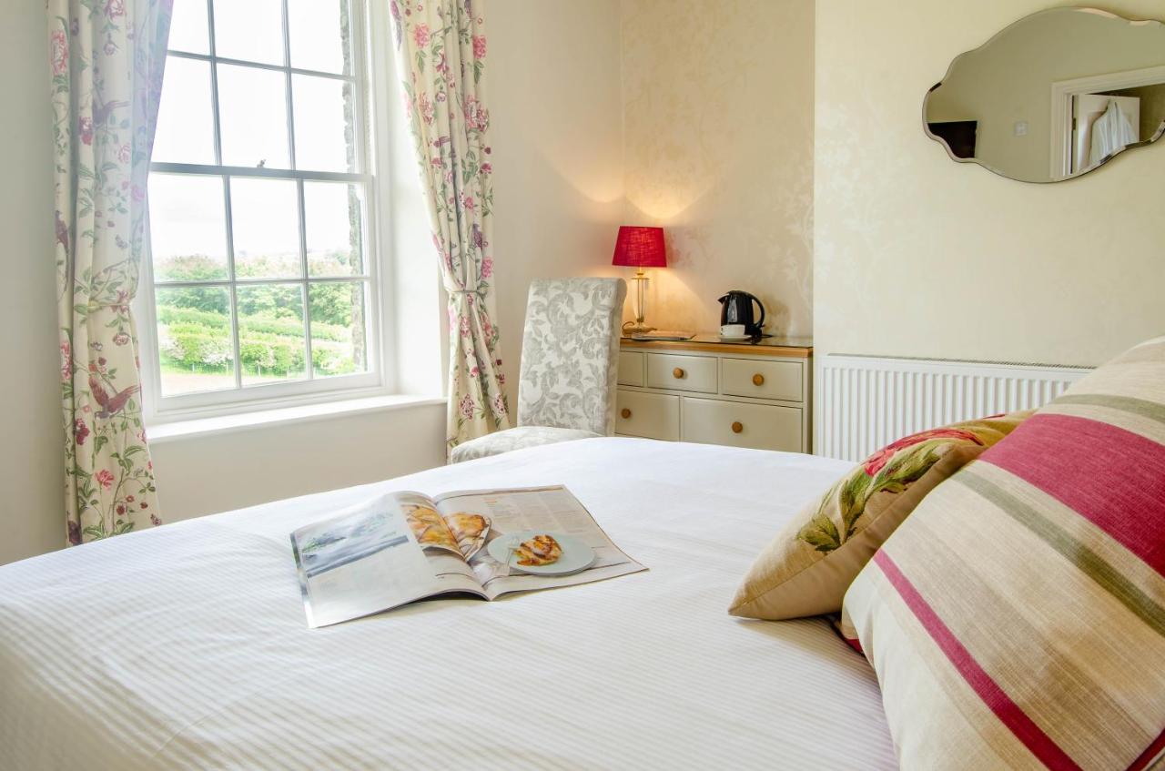King Room with Garden View