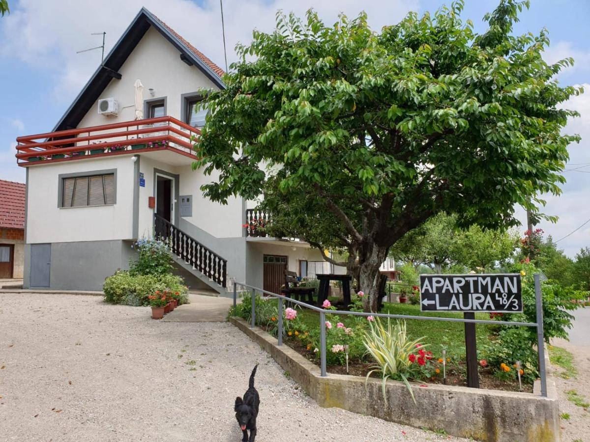 Apartman Laura - B&B