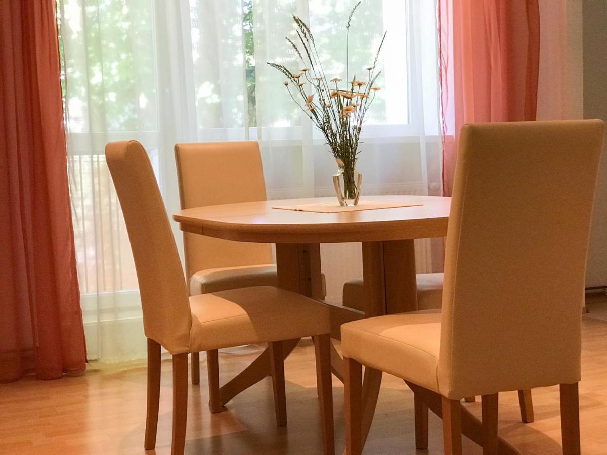 Beach Paradise Apartments - Bed and Breakfast Liepāja