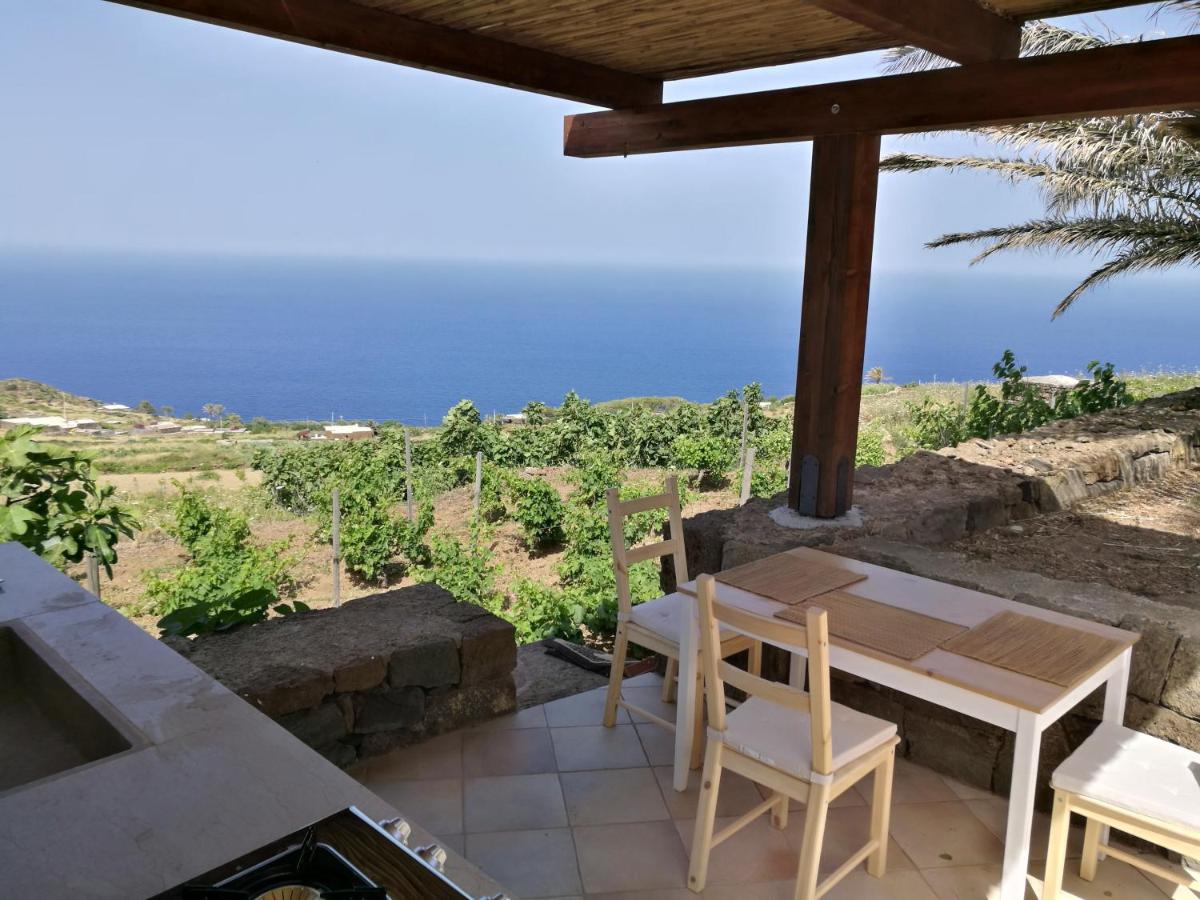 DAMMUSI IL CARRUBO - B&B Pantelleria