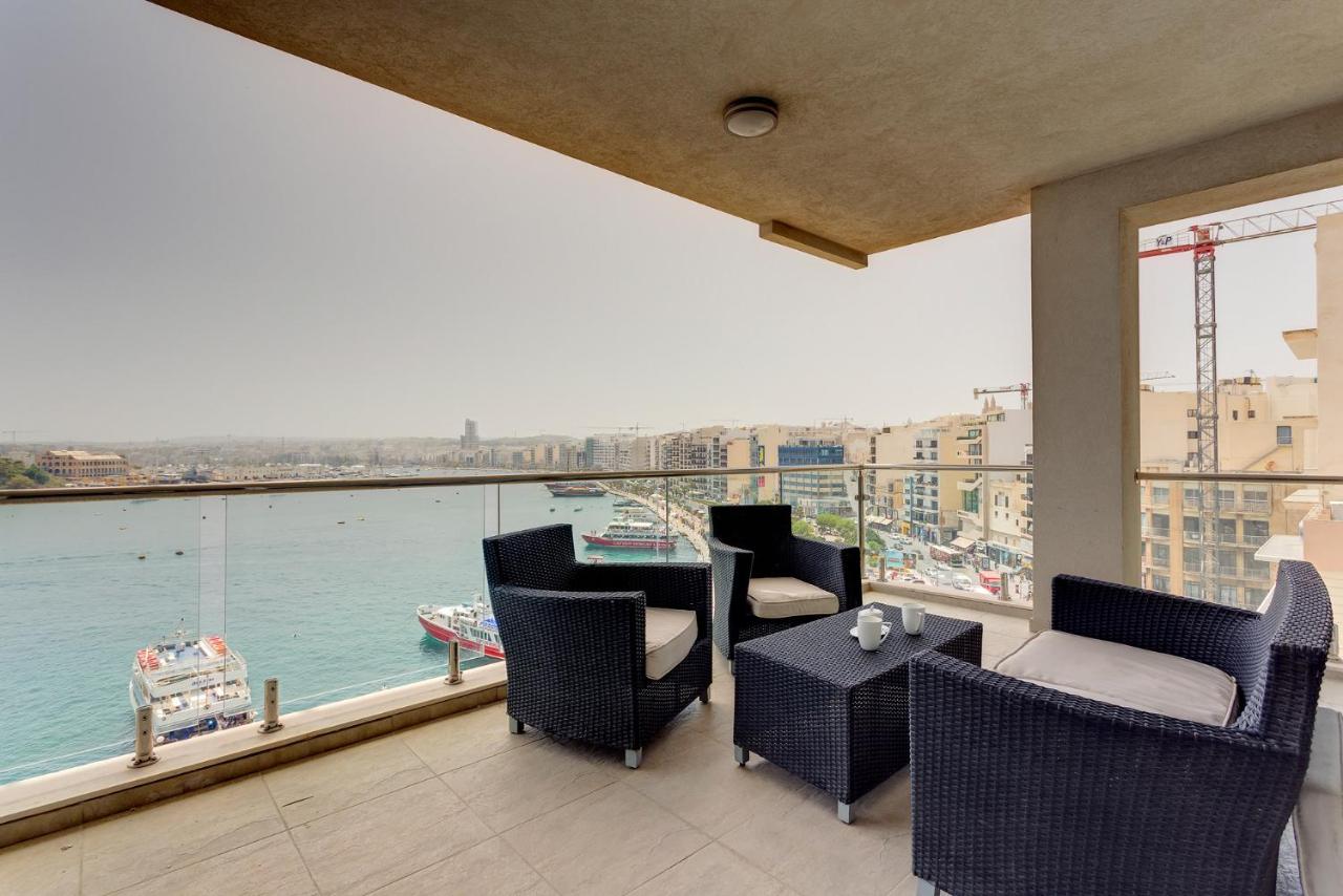 B&B Sliema - Contemporary, Luxury Apartment with Valletta and Harbour Views - Bed and Breakfast Sliema