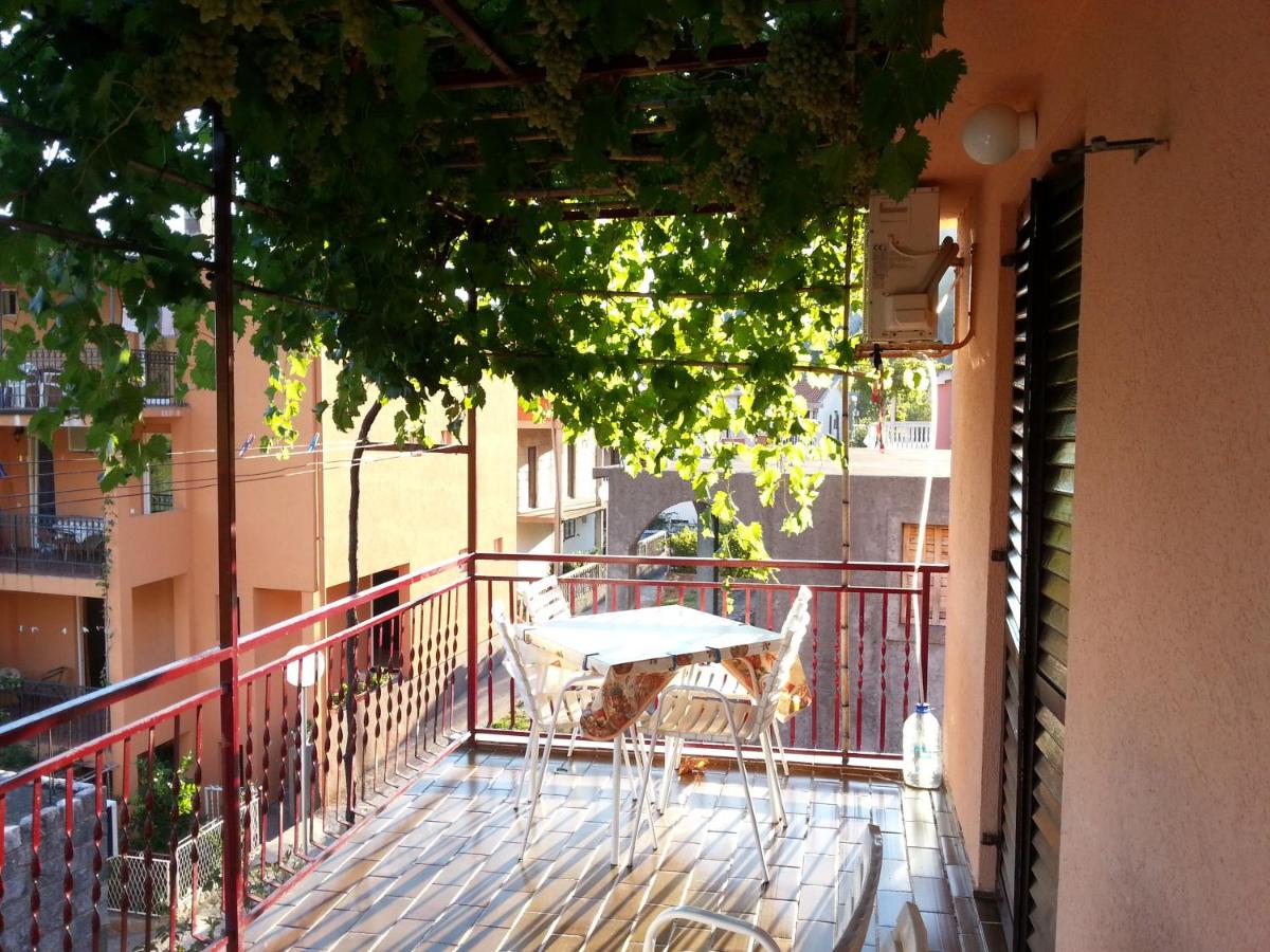 Double Room with Balcony and Sea View