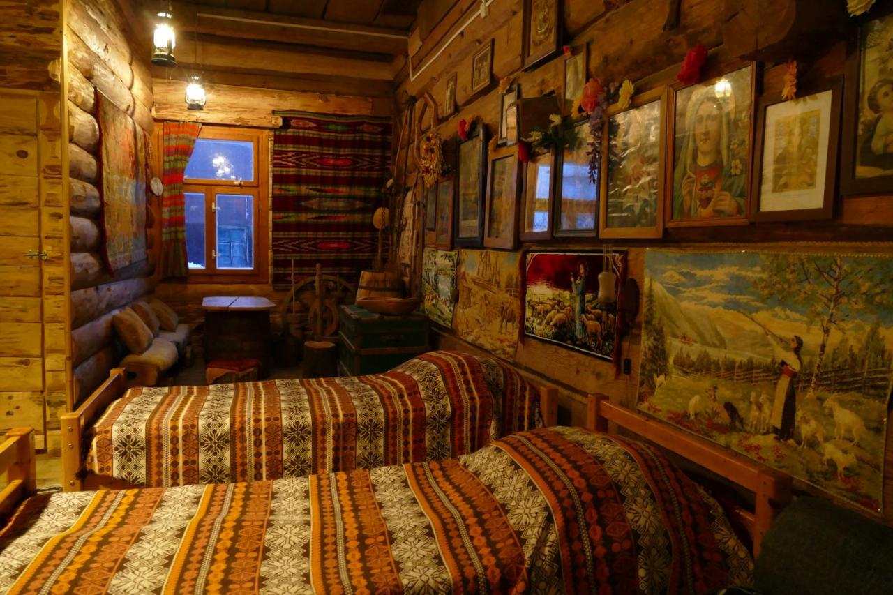 B&B Jaśliska - Chata Pod Kamieniem - Bed and Breakfast Jaśliska