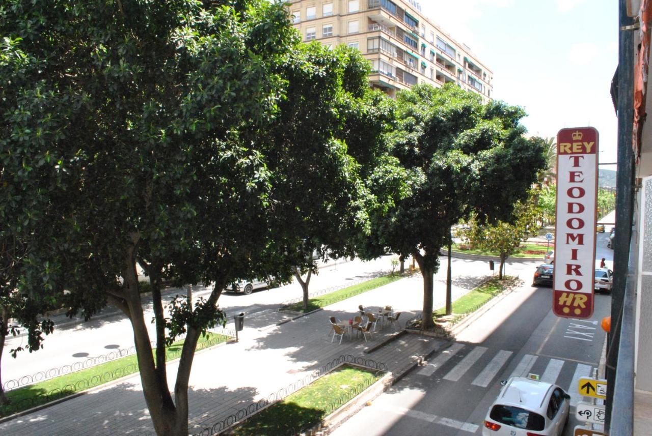 Hostal Rey Teodomiro - B&B Orihuela