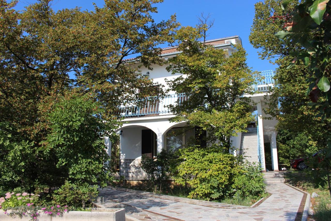 Aura - B&B Jadranovo