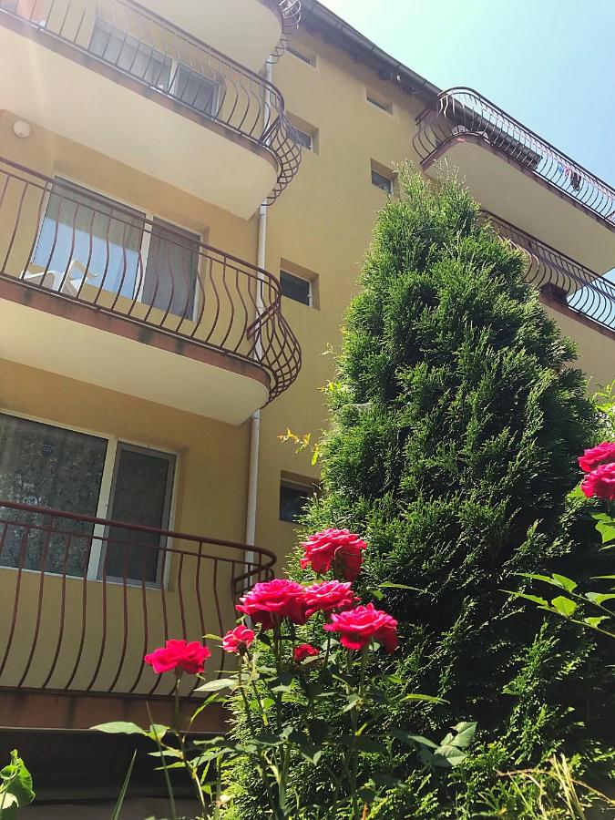 B&B Primorsko - Guest House Villa Rose - Bed and Breakfast Primorsko