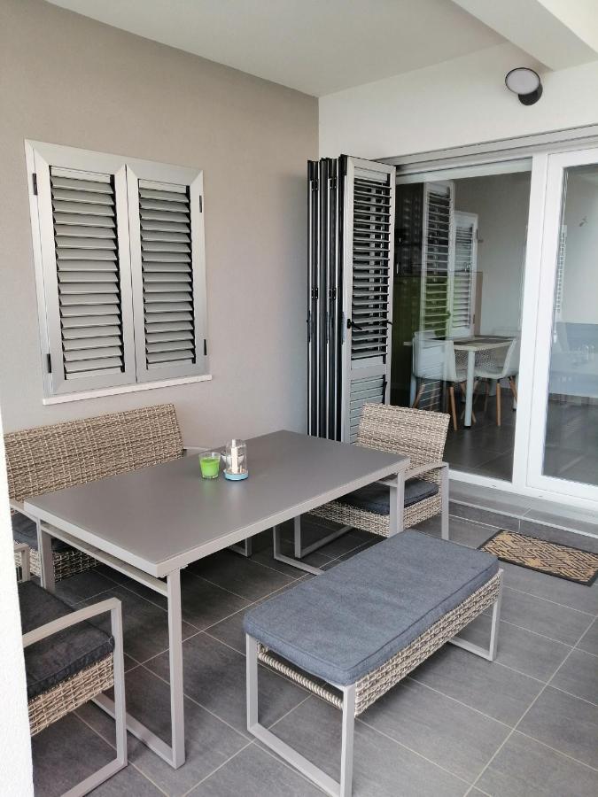 Apartamento con terraza