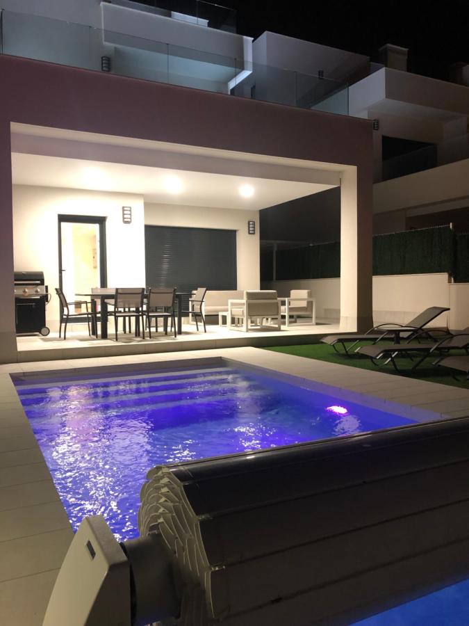 Villa Deluxe La Marina Beach - B&B
