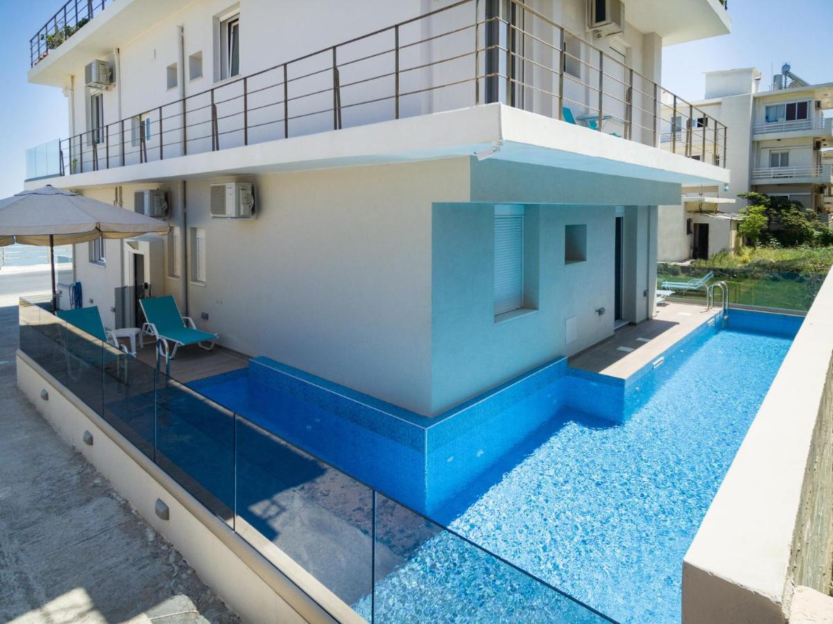 Sonja Beachfront Apartments - B&B Kato Daratso