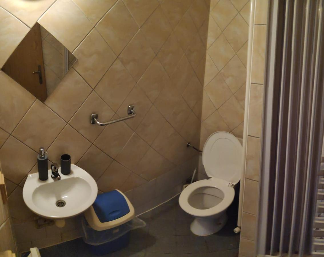 Habitación Familiar con baño privado