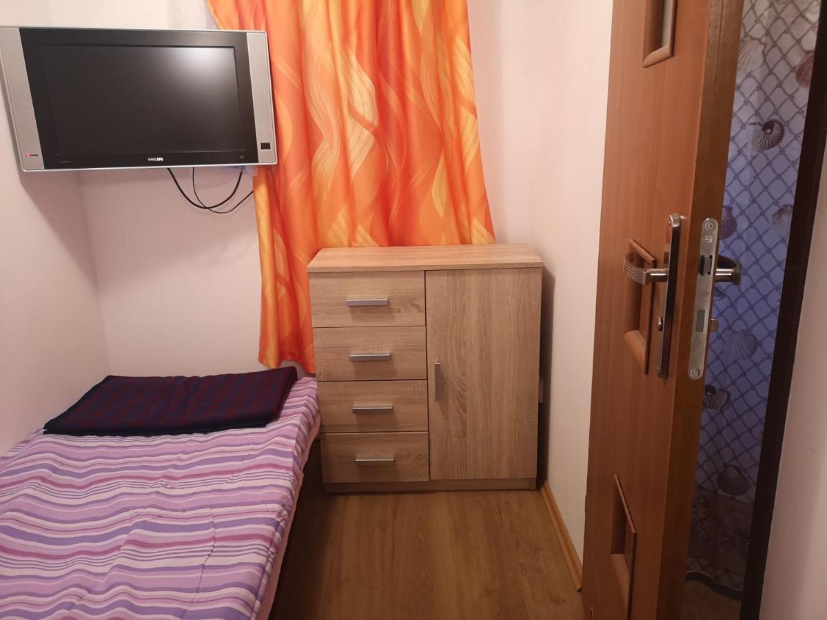 Single Room with Private Bathroom