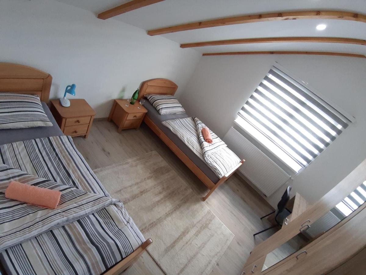 Standard Doppel- oder Zweibettzimmer