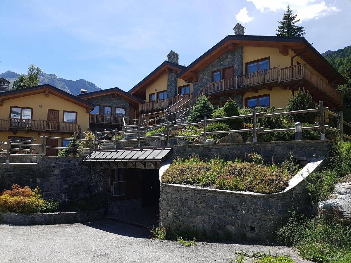 Suite ad Antagnod - Bed and Breakfast Champoluc-Champlan