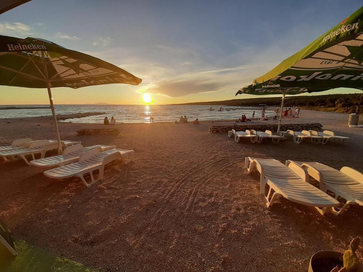 Brunchi apartment Novalja - Bed and Breakfast Novalja