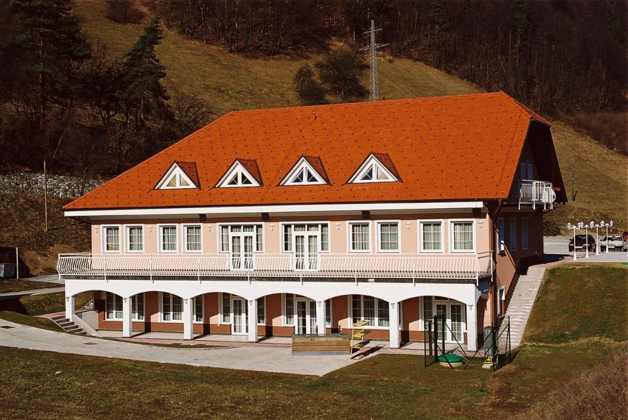 B&B Celje - Rooms Hochkraut - Bed and Breakfast Celje