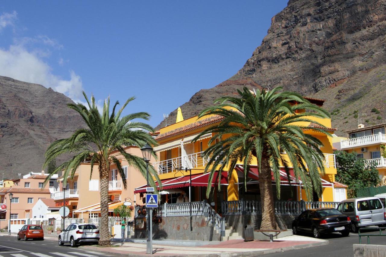 Apartamentos Punta Marina El Llano - B&B