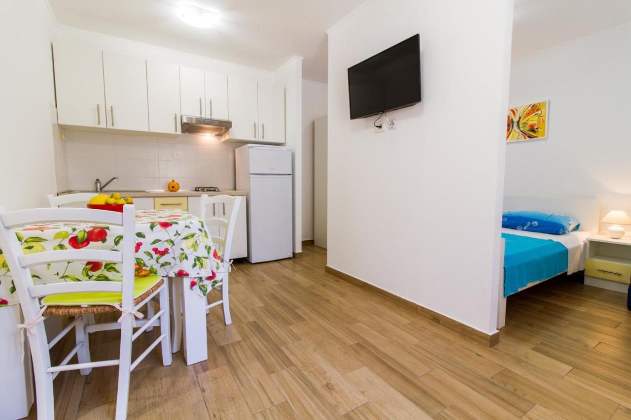 Studio apartment Zeljka - Ferienwohnung Pula