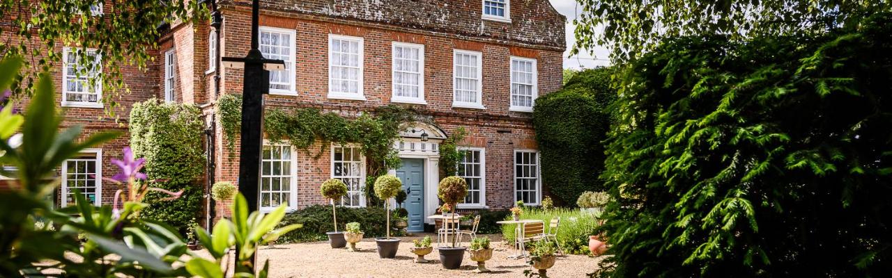 B&B Norwich - Mangreen Country House - Bed and Breakfast Norwich
