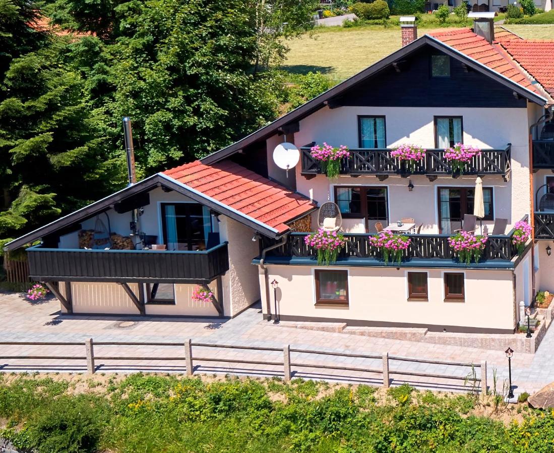 Chalet Villa Montara