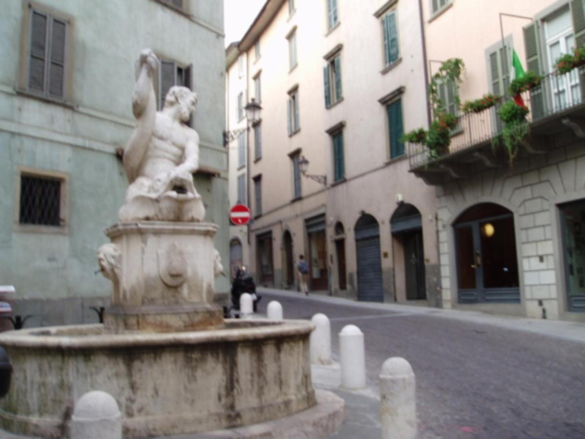 Casa Vacanza Fontana Del Delfino - B&B