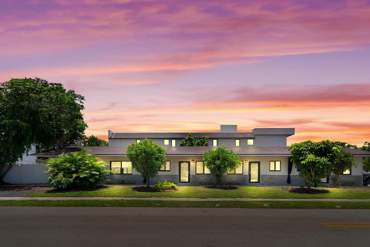 Alani Bay Condos - B&B