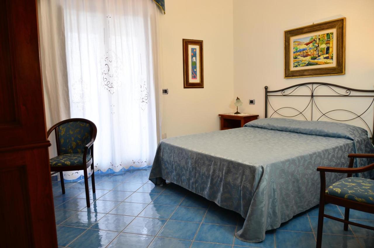 Appartement 2 Chambres avec Terrasse et Vue sur la Mer