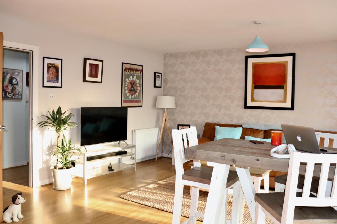 B&B Edinburgh - LuxApartment - Port Of Leith - Free Parking - Bed and Breakfast Edinburgh