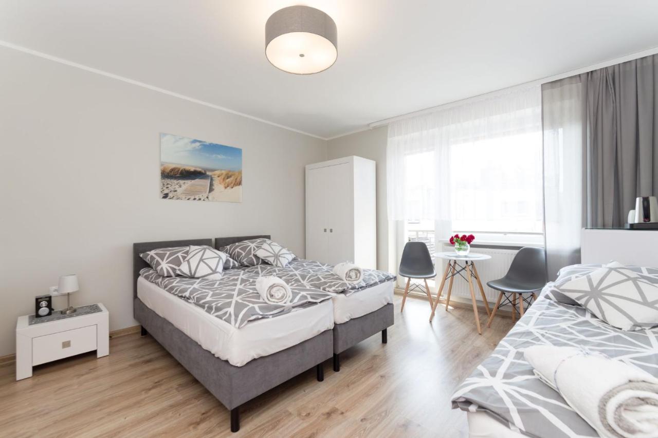 Vierbettzimmer mit Balkon
