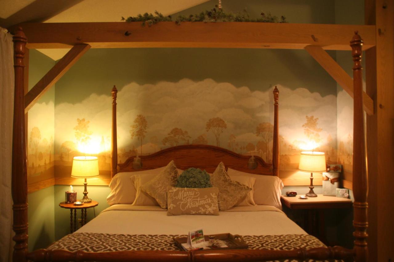 King Suite with Balcony