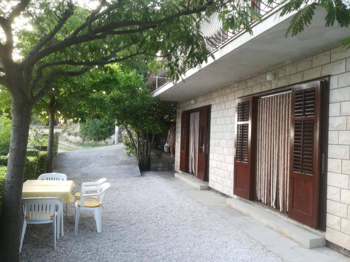 Apartmani Ujdur - B&B Omiš