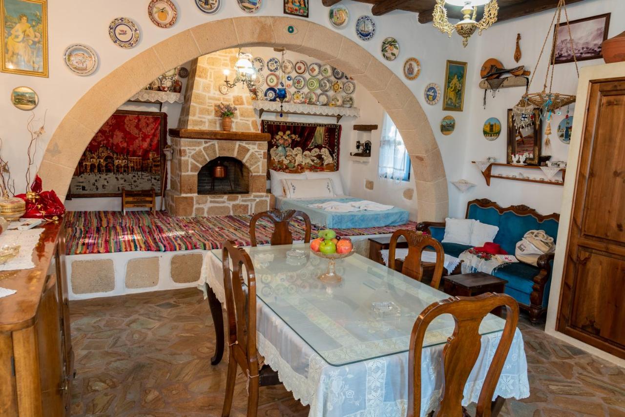 Archontiko Stegna - B&B Archangelos