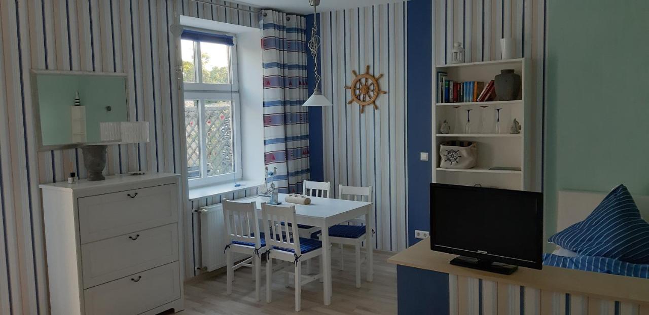 FEWO Familie Hentschel - Bed and Breakfast Rambin