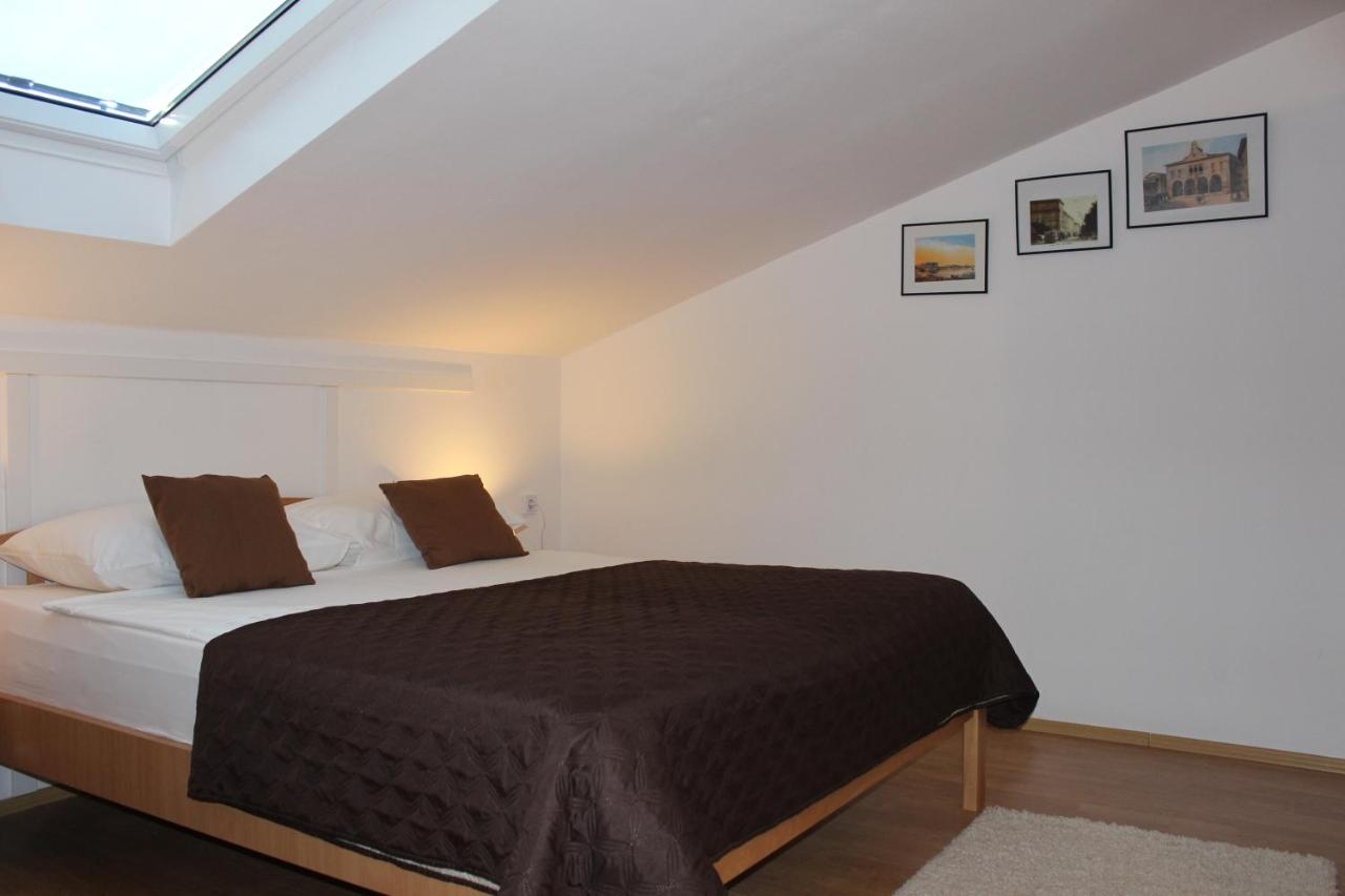 Appartamento con Balcone e Vista Mare