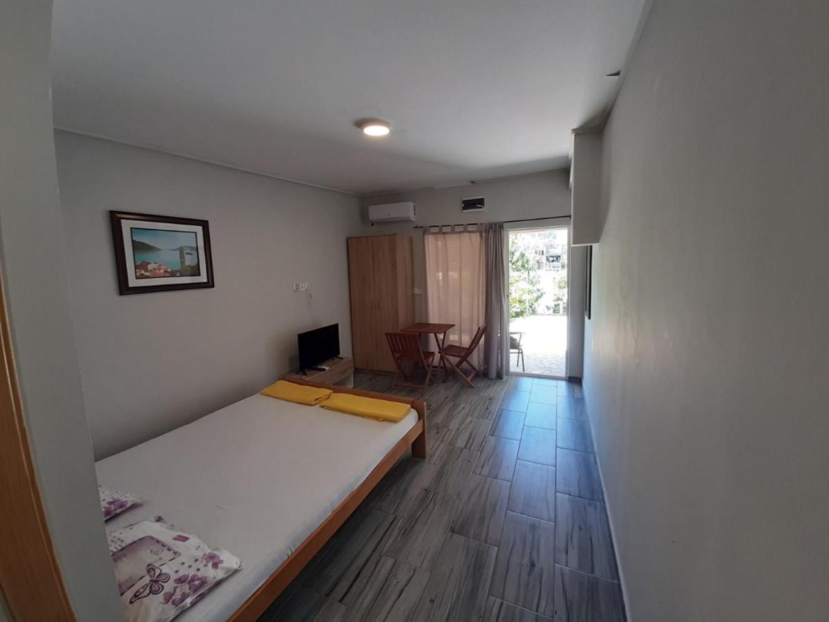 Studio Apartment with Sea View