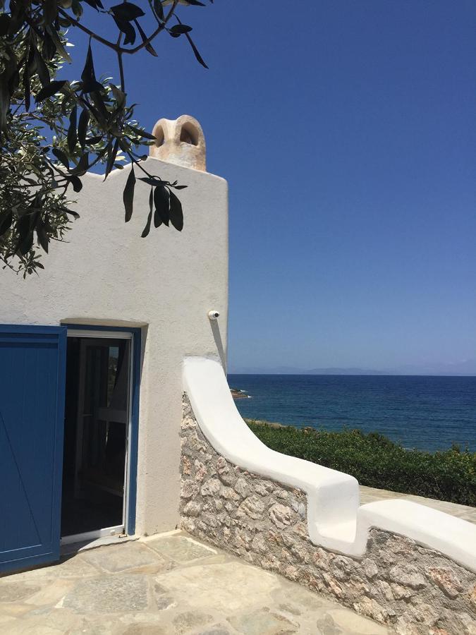 Seafront Villa Polyxene - Chambres d’hôtes Keratéa