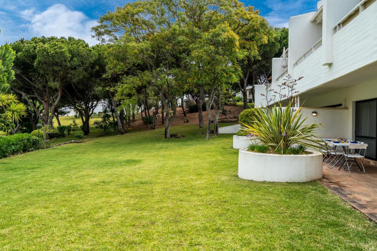 BmyGuest - Quinta do Lago Garden Apartment - B&B