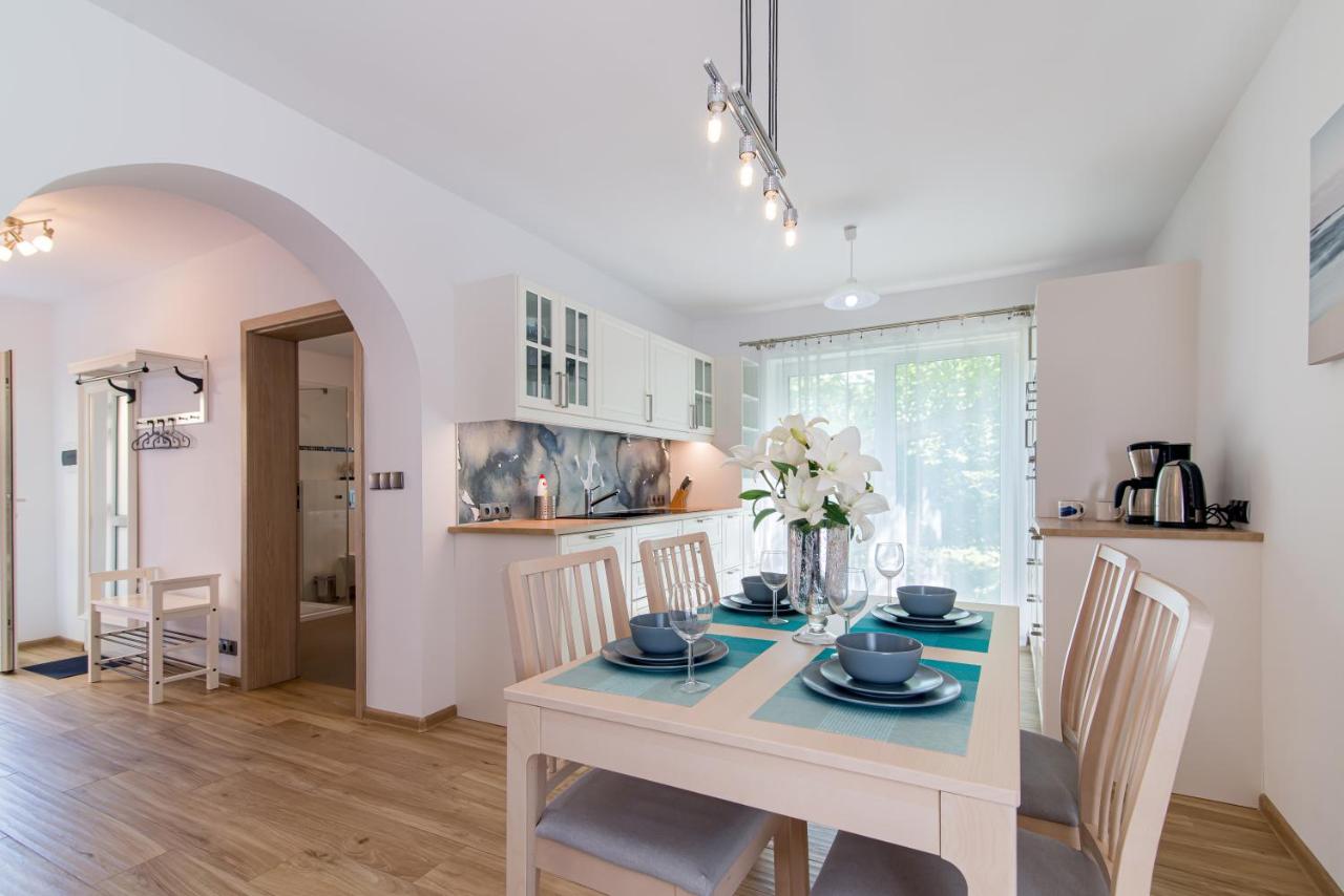 Praia Apartments - 200m do Plaży Orłowo - Parking - Apartament Laguna - B&B Gdynia