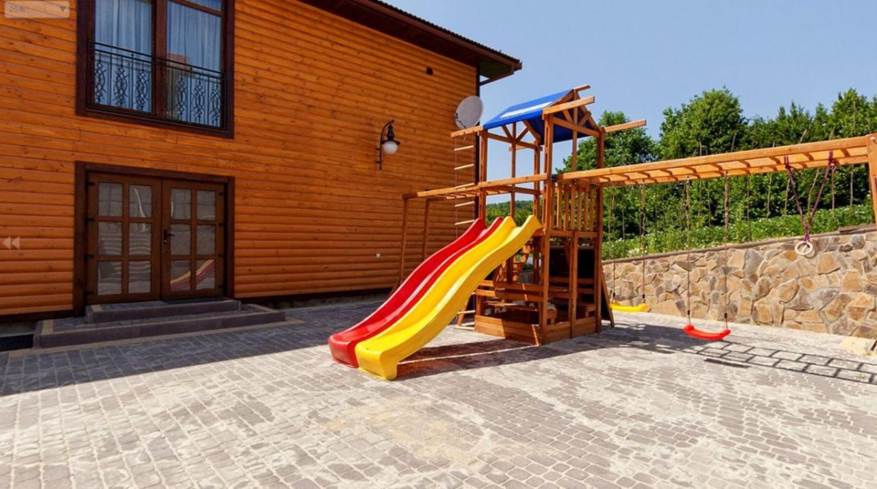 Апартаменты Solnce Karpat - B&B