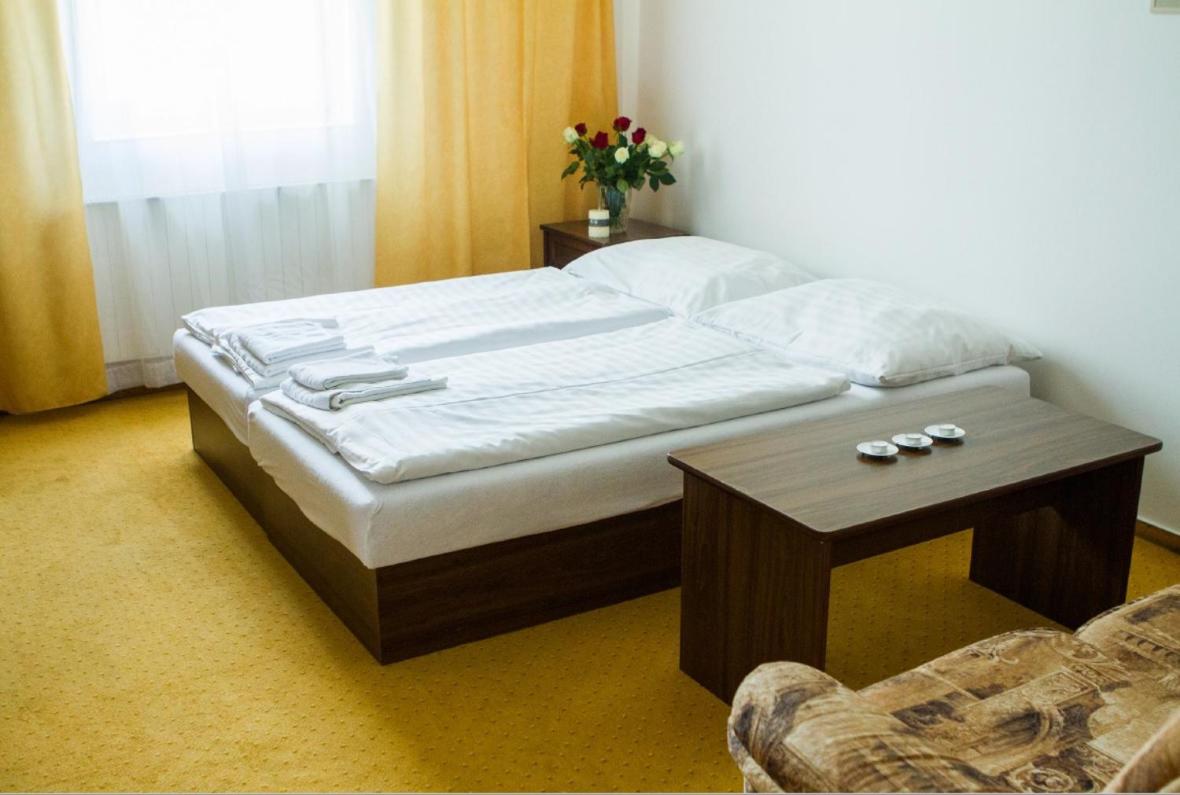 B&B Luhacovice - Penzion Pomnenka - Bed and Breakfast Luhacovice