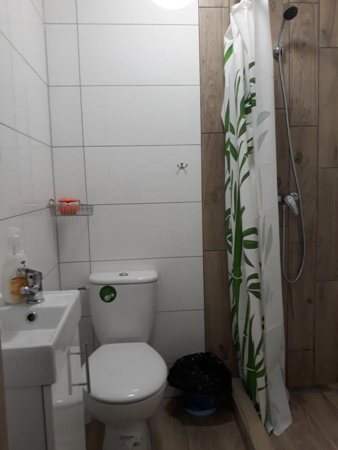Chambre Triple avec Salle de Bains Privative Séparée