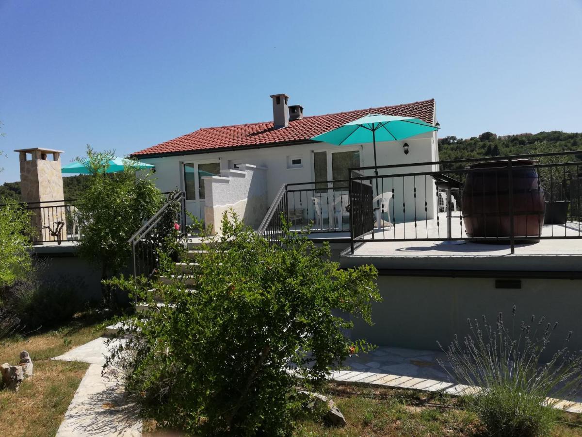 B&B Skradin - Apartmani Goga - Bed and Breakfast Skradin