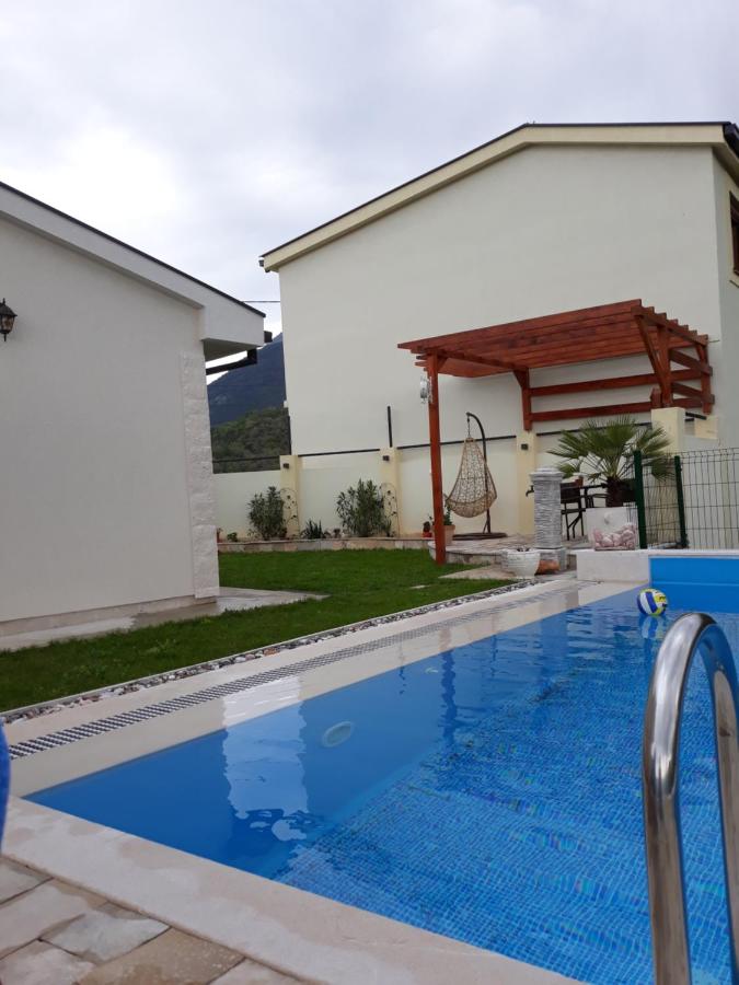 Vila Pelinovo - B&B Cattaro