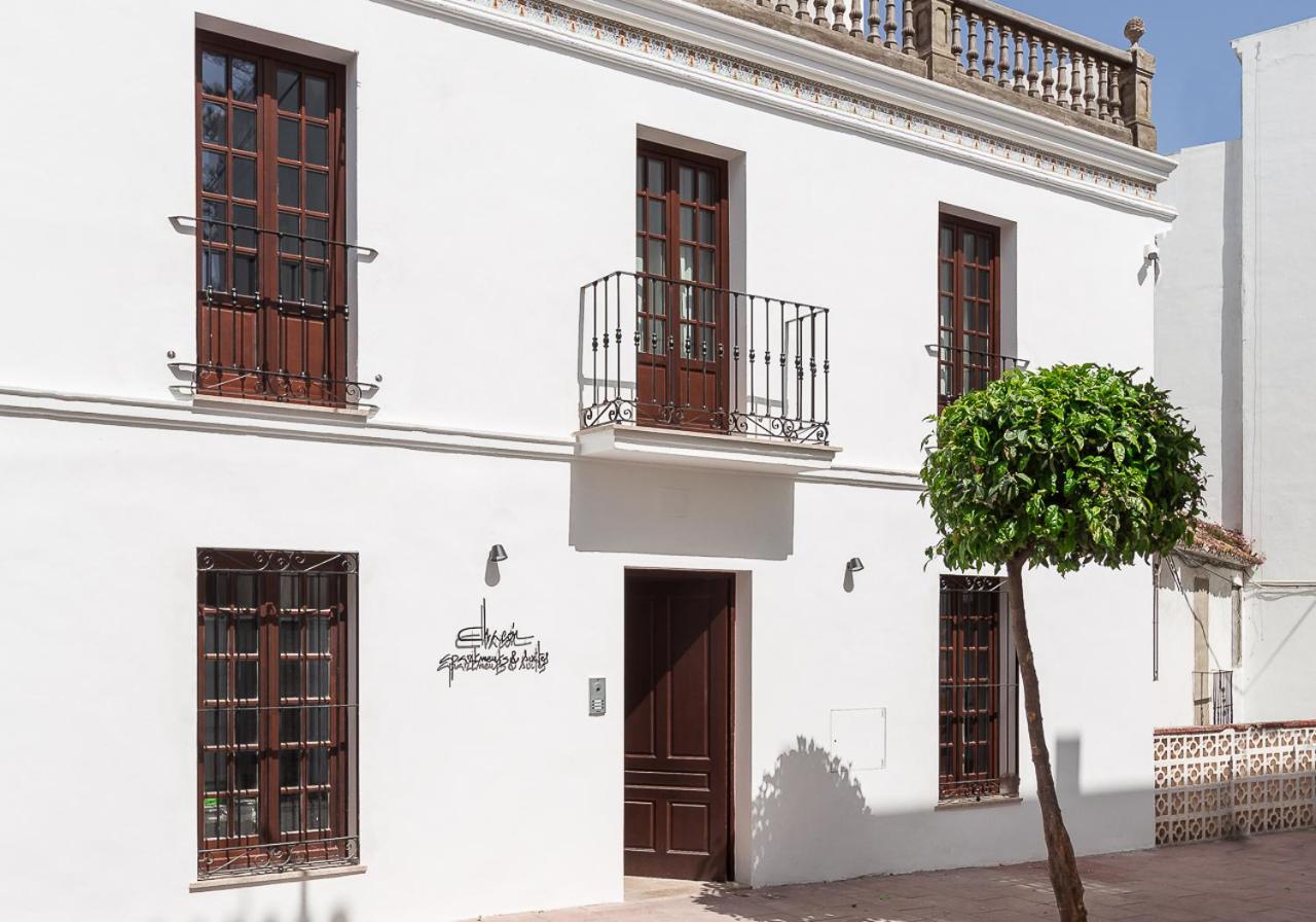 B&B Estepona - Chacón Apartments & Suites - Bed and Breakfast Estepona